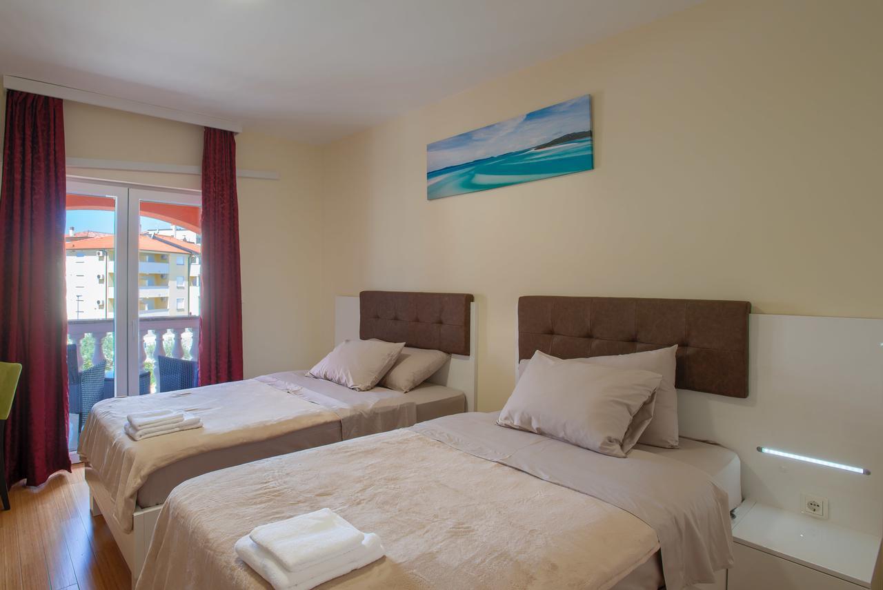 Hotel Livadic & Restaurant Ližnjan 外观 照片