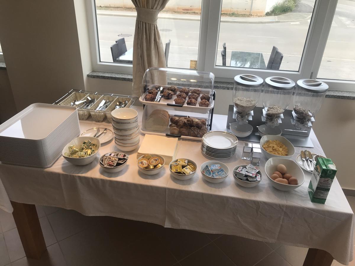 Hotel Livadic & Restaurant Ližnjan 外观 照片
