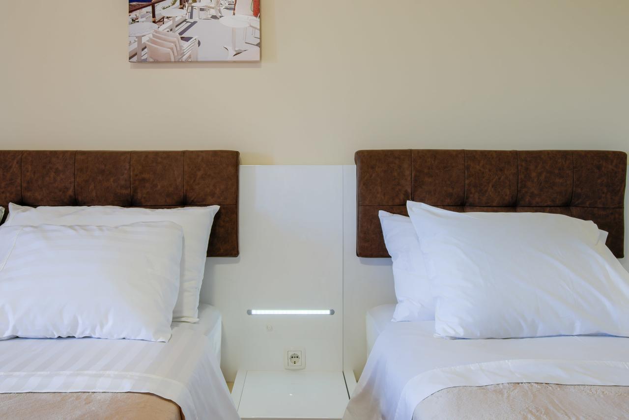 Hotel Livadic & Restaurant Ližnjan 外观 照片