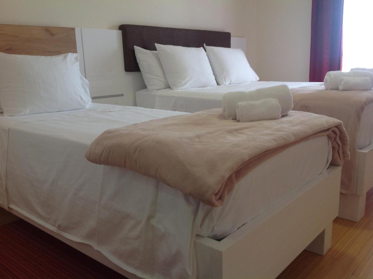 Hotel Livadic & Restaurant Ližnjan 外观 照片